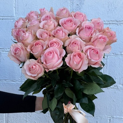 Букет из нежных розовых роз - купить с доставкой в по Андреевскому